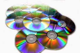 CD (Compact Disk)